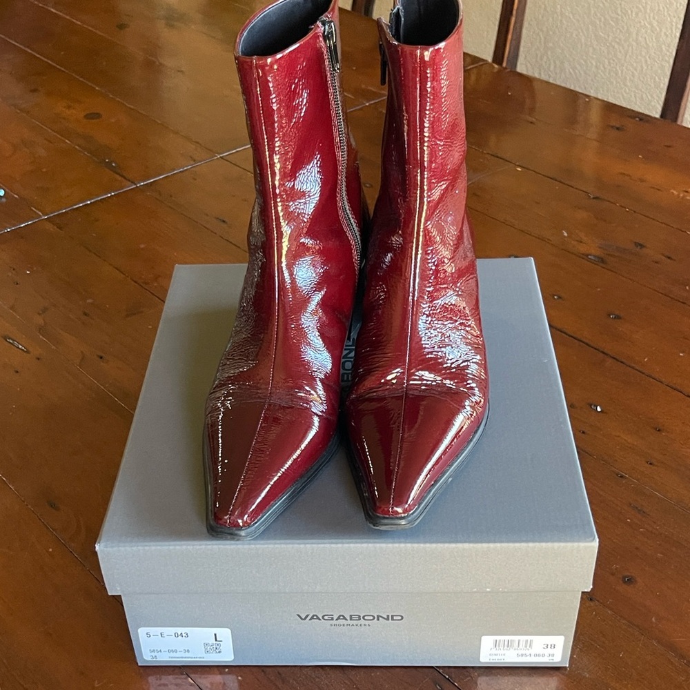 Vagabond Women's Gisele Pointed Toe Block Heel Ankle Boots size 8